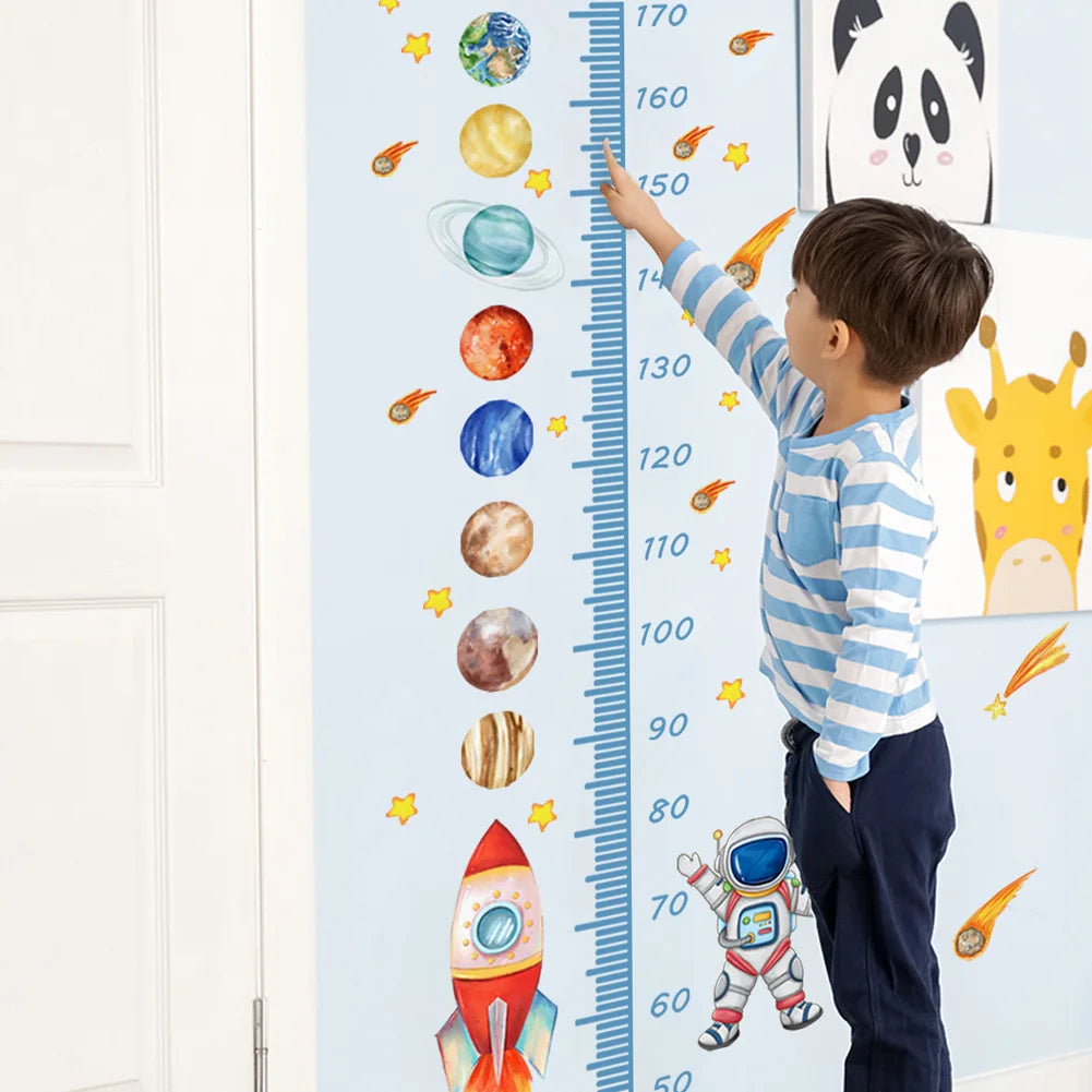 Groeimeter muursticker | Astronauten muursticker voor de kinderkamer