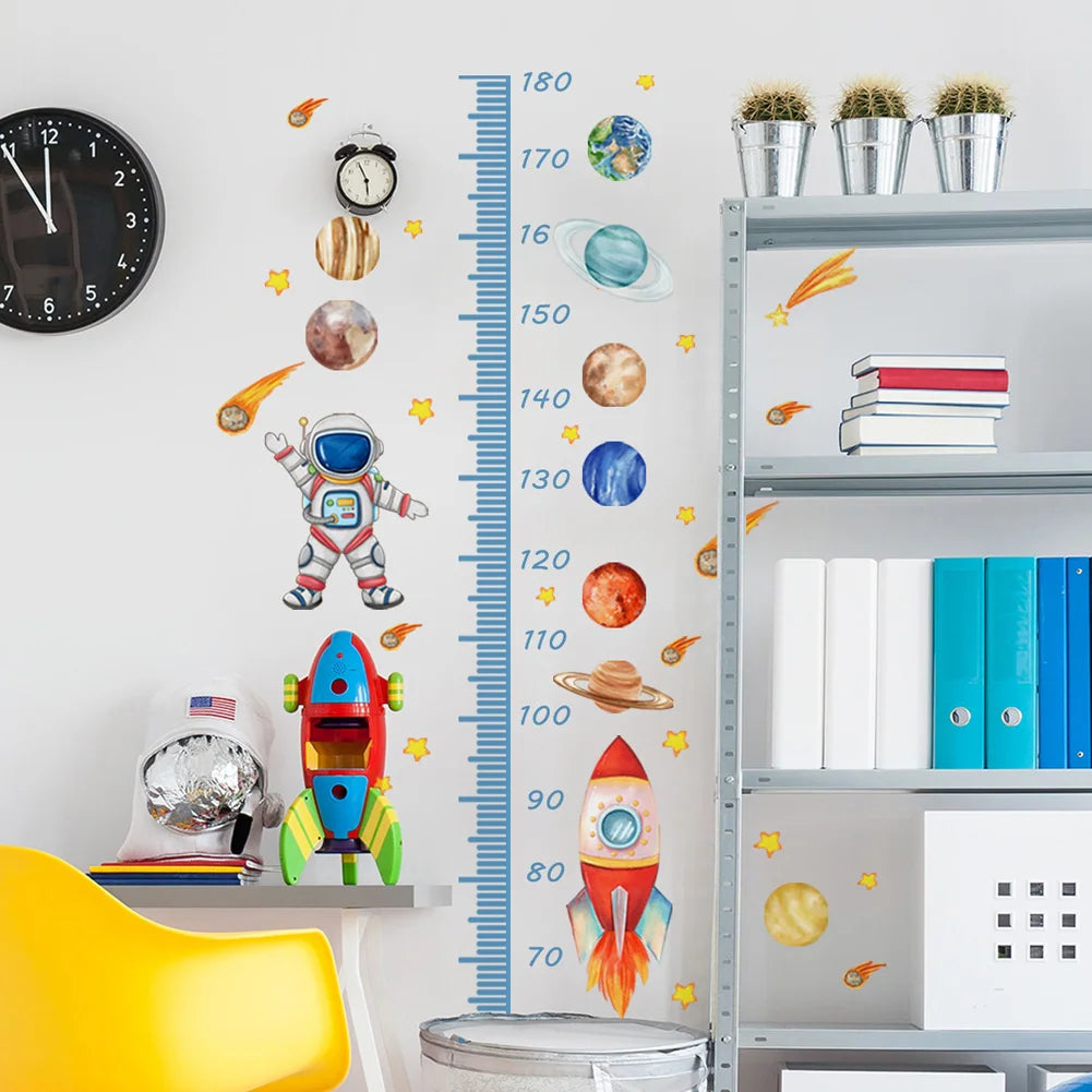 Groeimeter muursticker | Astronauten muursticker voor de kinderkamer