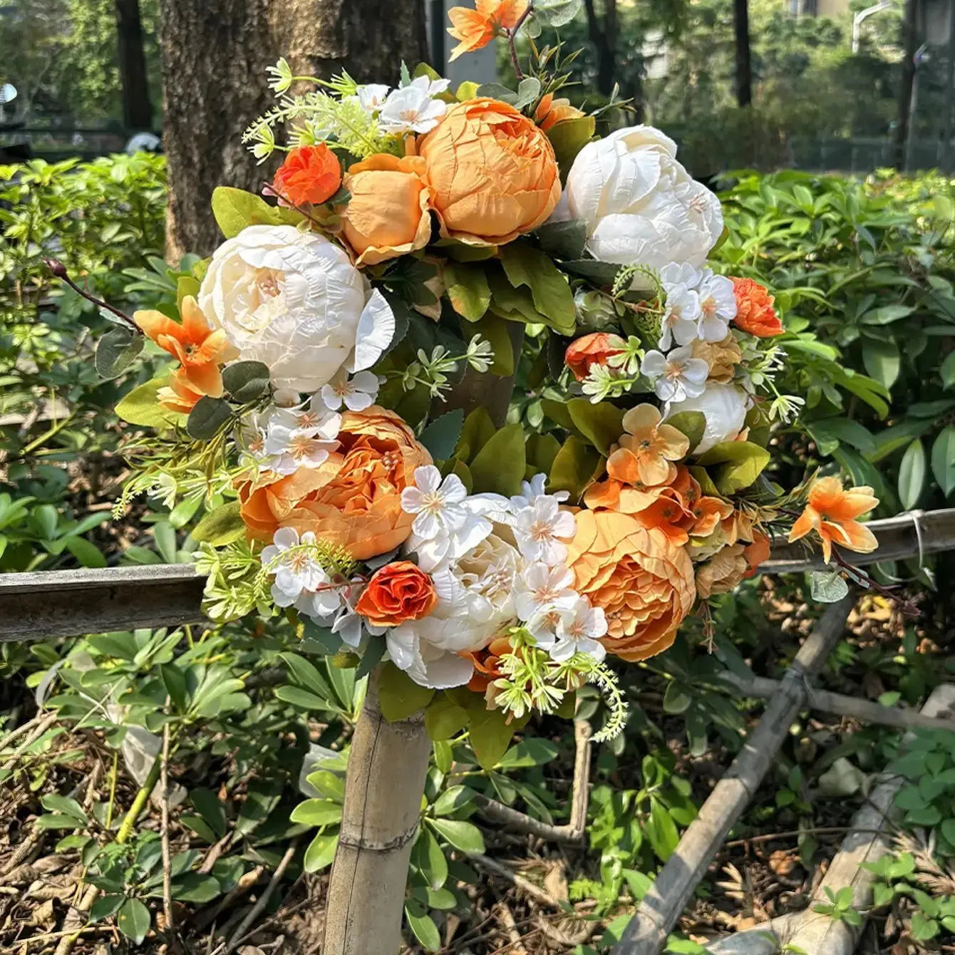 Kunstmatige Krans - AutumnBloom - Buiten & Pioenrozen - Gezellige Herfstdecoratie