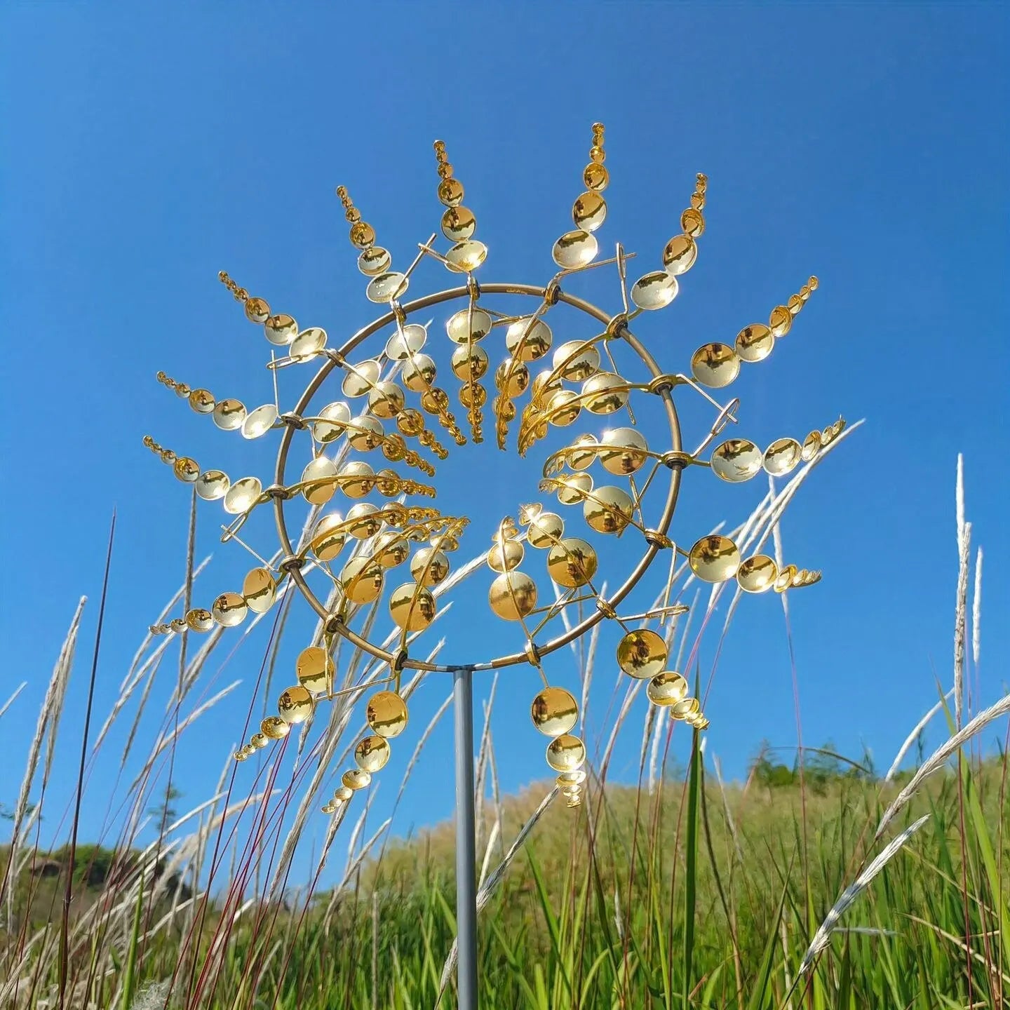 windmolen Spinner | Uniek windaangedreven tuindecor van metaal