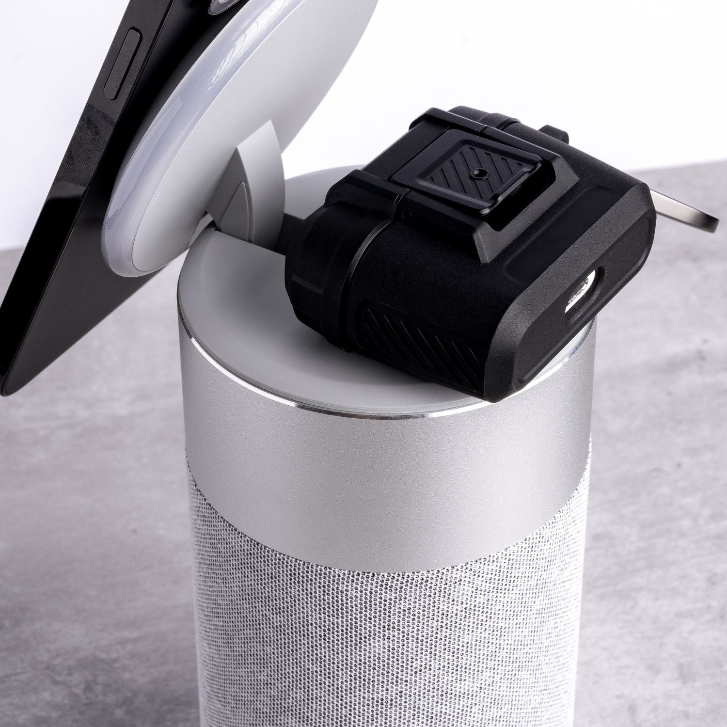 Speaker & Oplader - SoundCharge - Superieure Audio - Moeiteloos Opladen